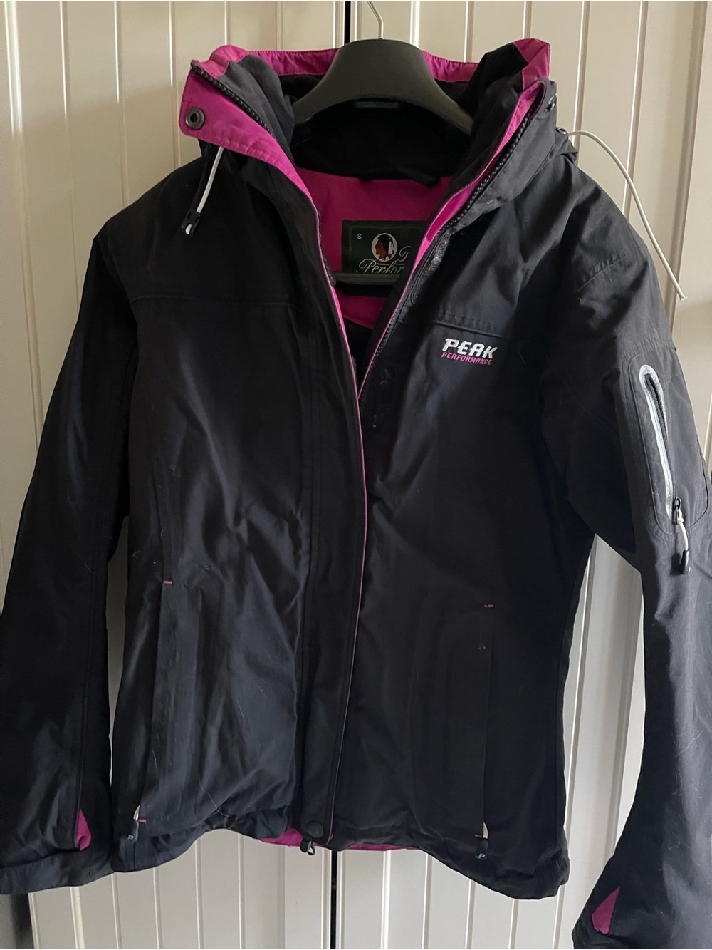 Peak Performance Black Ski Jacket with Pink Accents